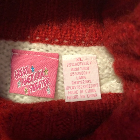 Red Sweater - Picture 4 of 4